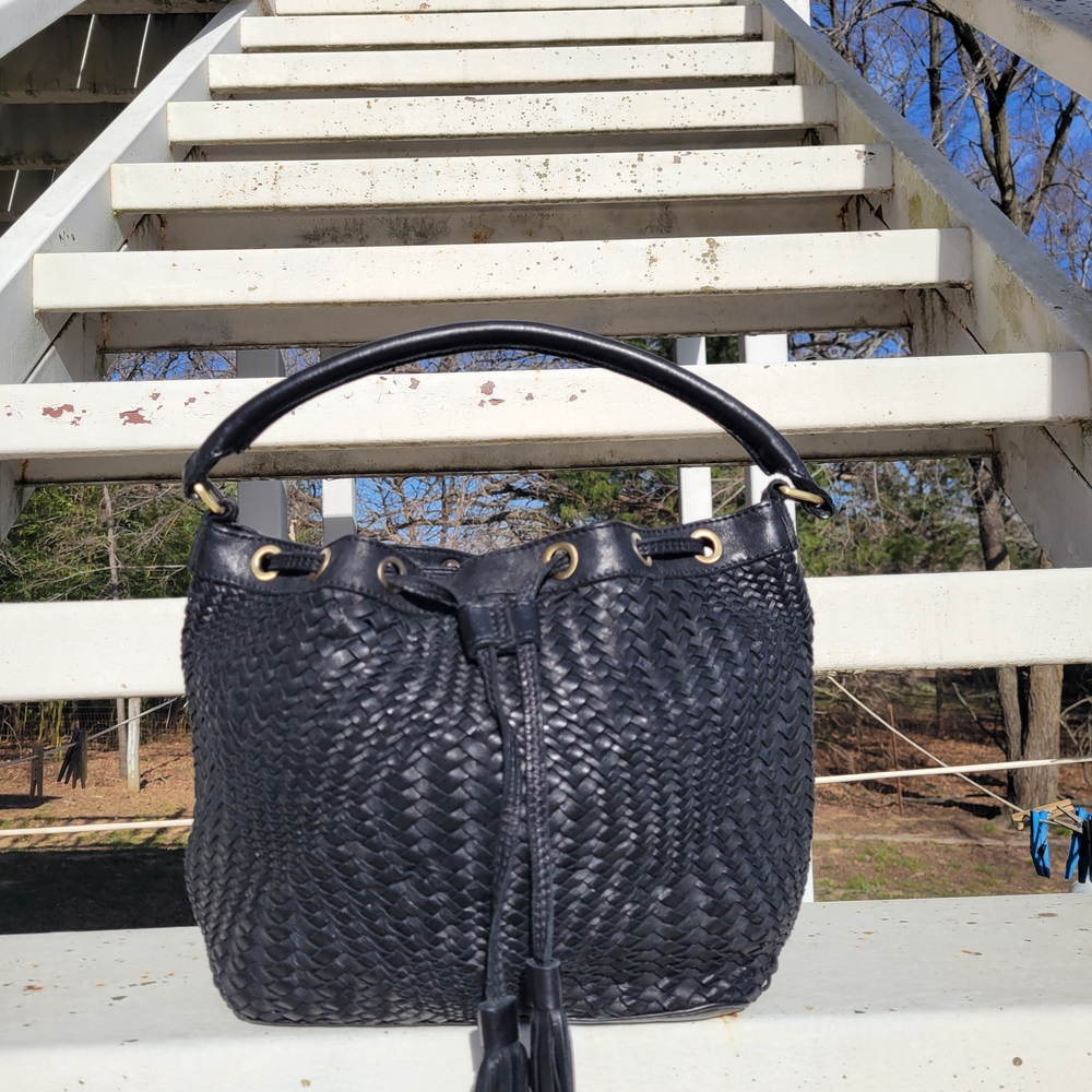 Women's Genuine Leather Black Wicker Bucket Shoulder Strap Handbag